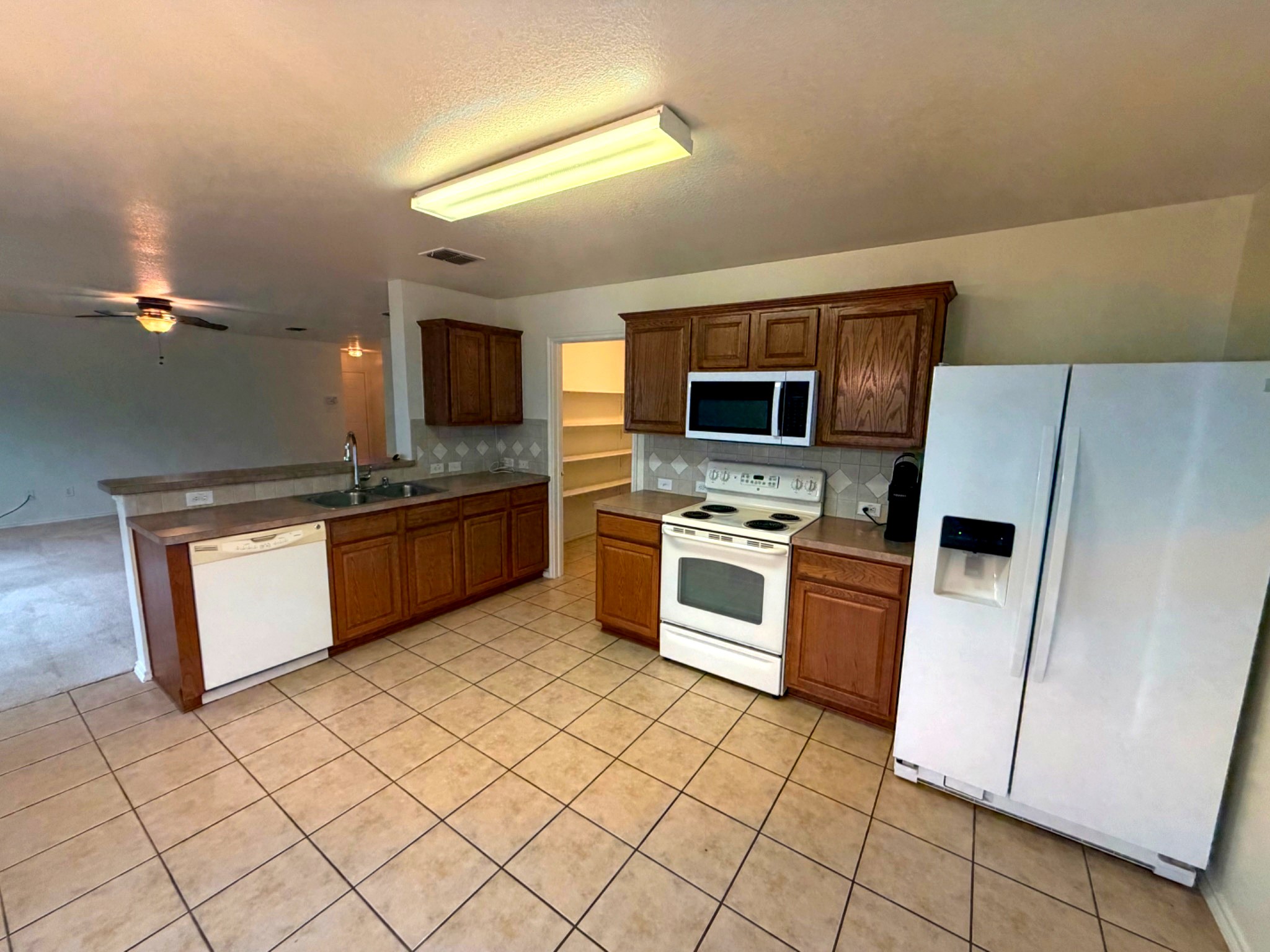 2201 Southridge Lane Sherman TX 75092