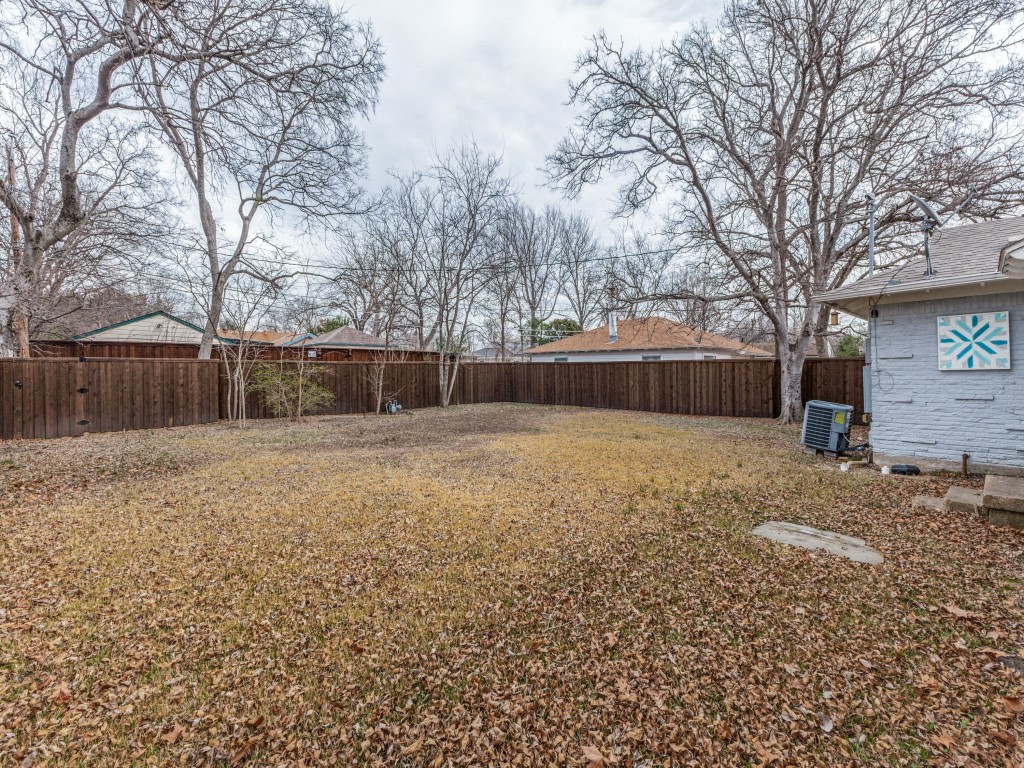 3217 Santa Teresa Avenue Dallas TX 75228