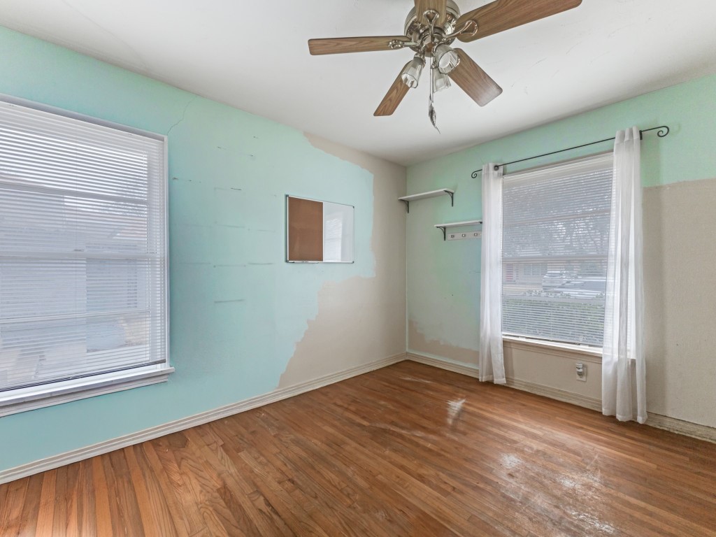 3217 Santa Teresa Avenue Dallas TX 75228