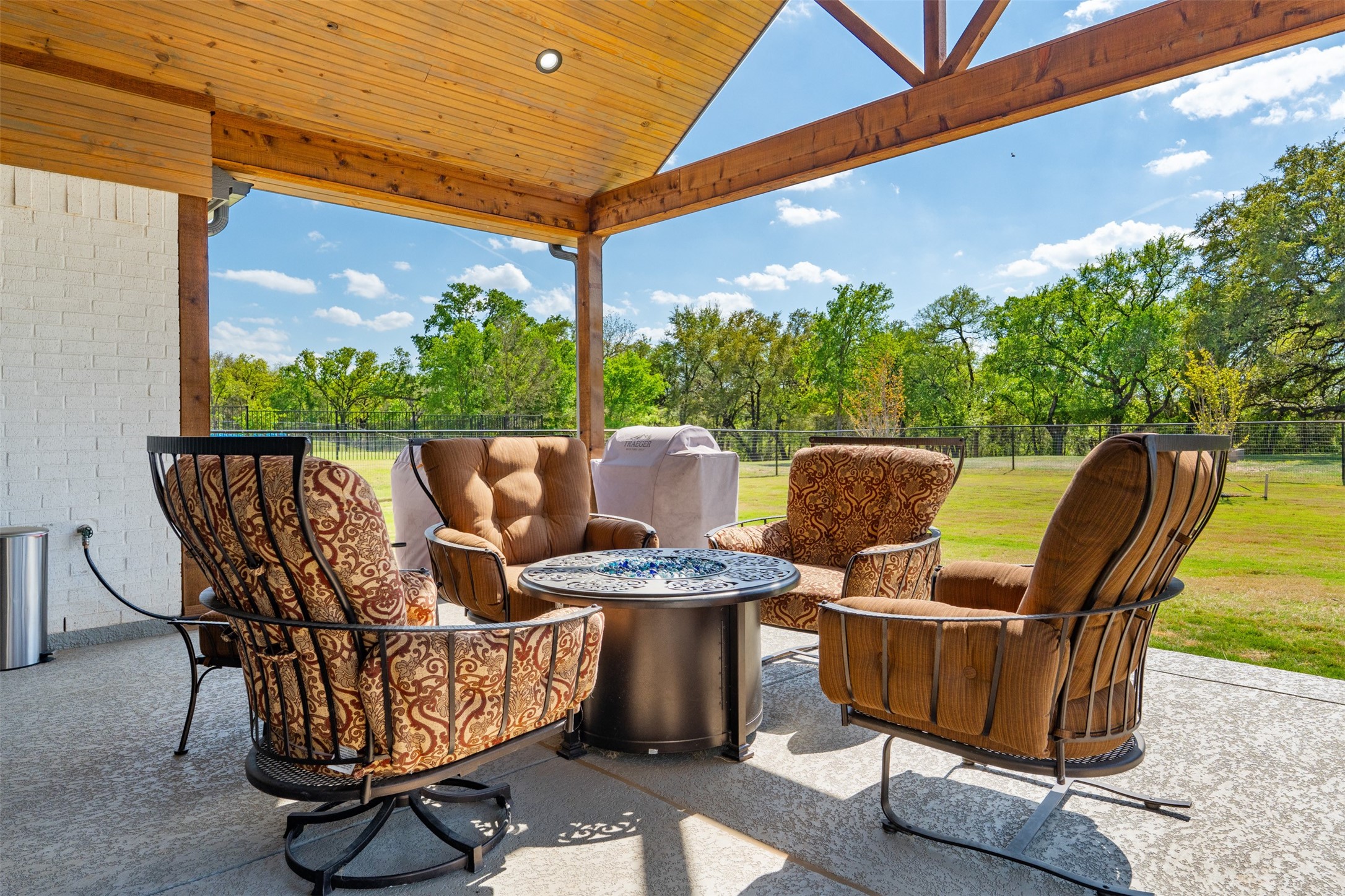 2012 Southern Rise Court Granbury TX 76049