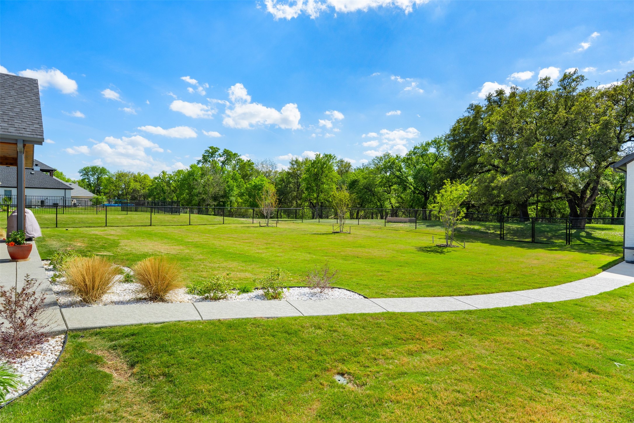 2012 Southern Rise Court Granbury TX 76049
