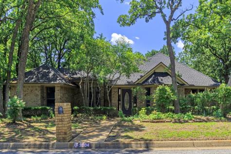 3204 Flintridge Court Arlington TX 76017