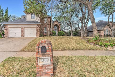 7309 Hidden Oaks Drive North Richland Hills TX 76182