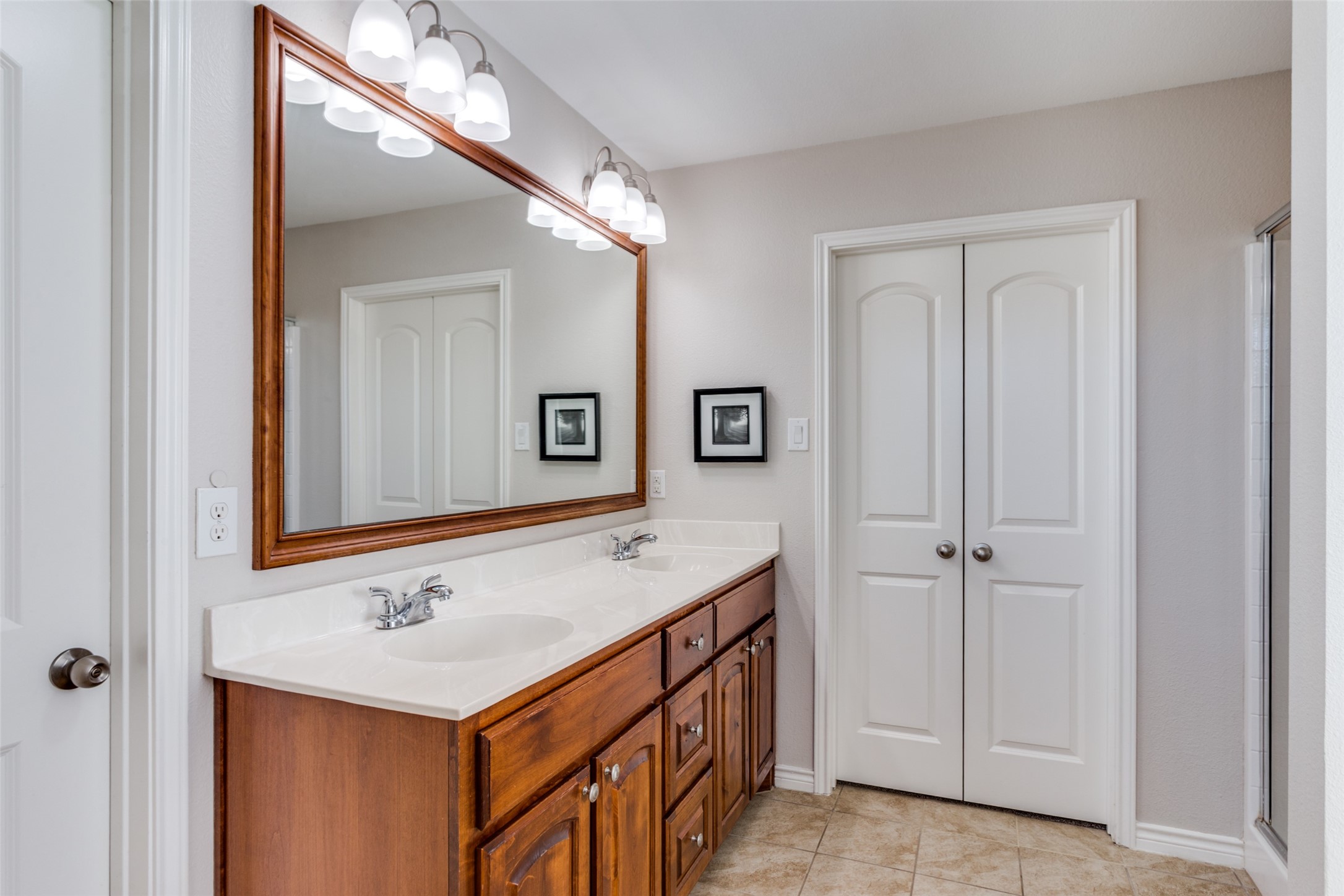 9209 Hunters Court White Settlement TX 76108