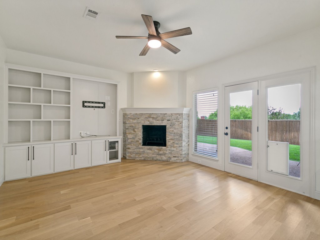 9104 Nob Hill Drive North Richland Hills TX 76182