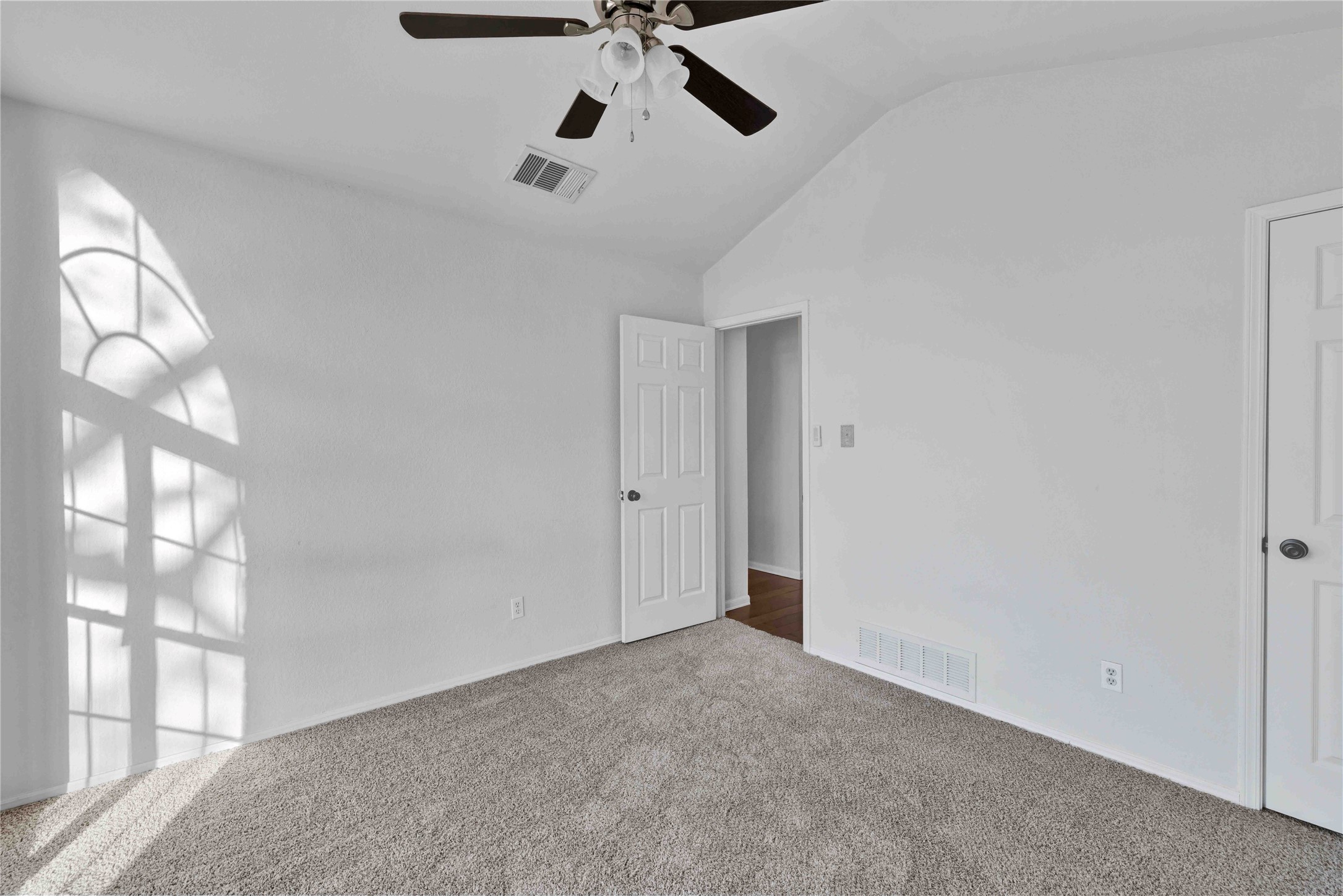 9433 Willard Street Rowlett TX 75088