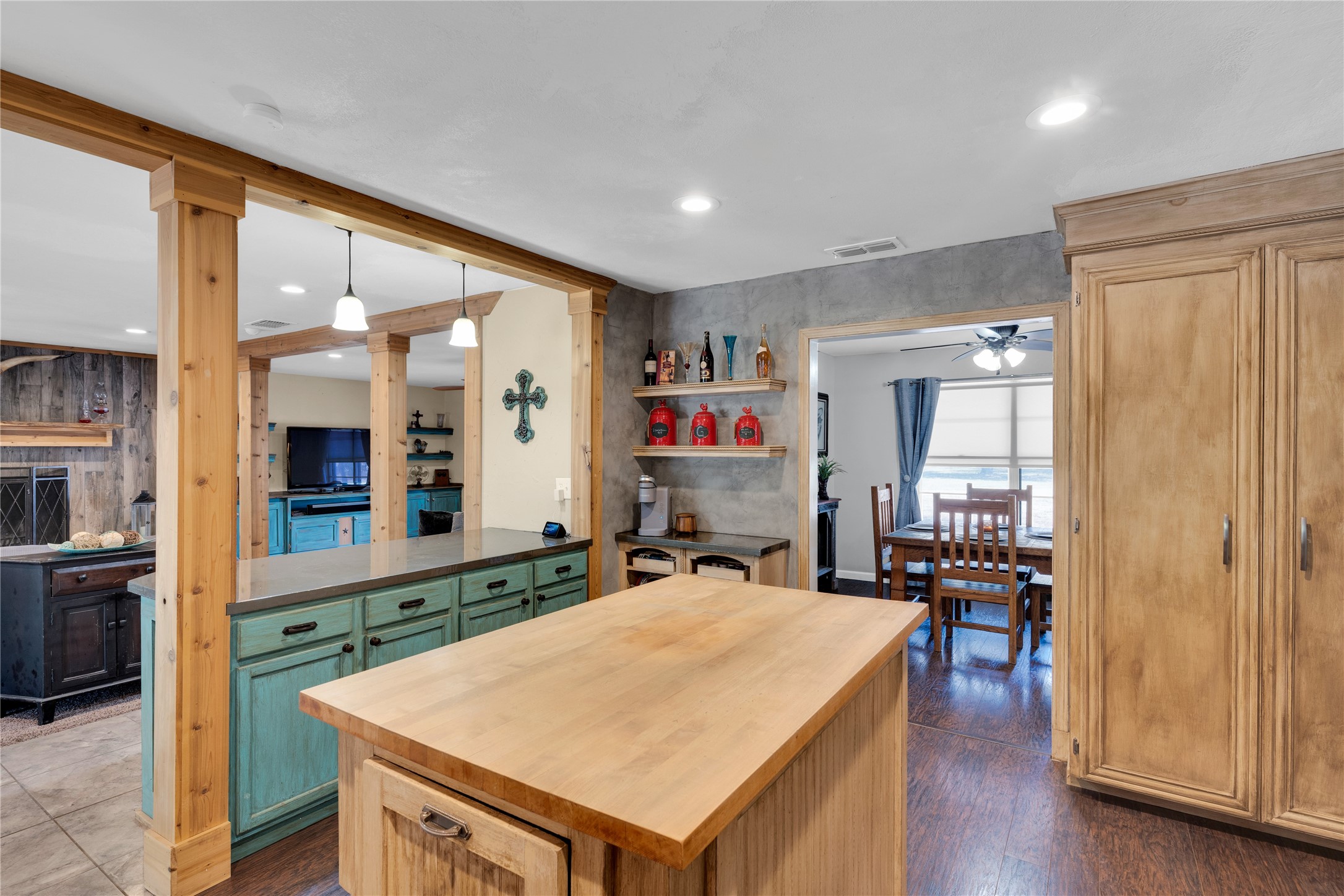 800 E Fm 1187 Aledo TX 76008