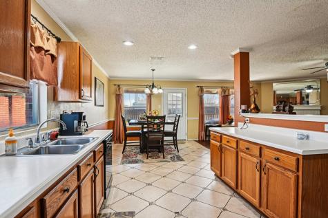 658 Bluechalk Drive Cedar Hill TX 75104