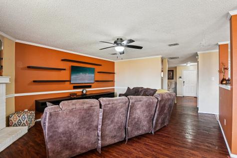 658 Bluechalk Drive Cedar Hill TX 75104