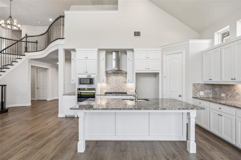 4913 Meadow Creek Drive Mckinney TX 75070