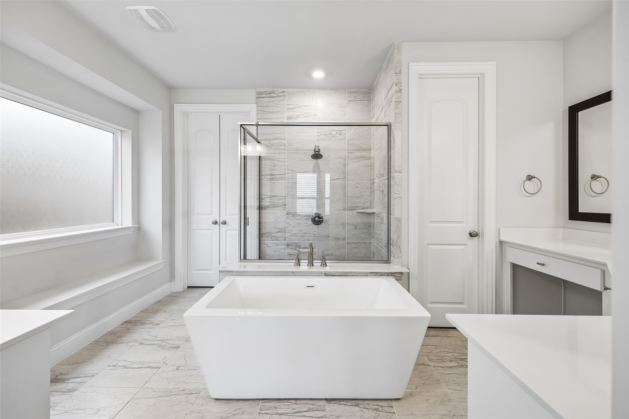 4913 Meadow Creek Drive Mckinney TX 75070