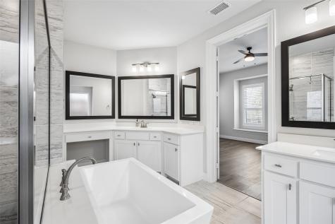 4913 Meadow Creek Drive Mckinney TX 75070