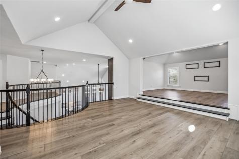 4913 Meadow Creek Drive Mckinney TX 75070