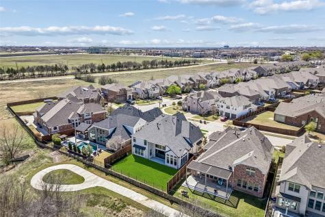 4913 Meadow Creek Drive Mckinney TX 75070