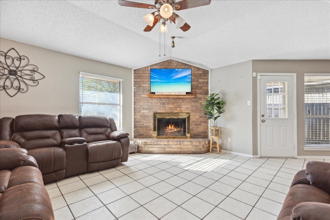 2717 S Meadow Drive Fort Worth TX 76133