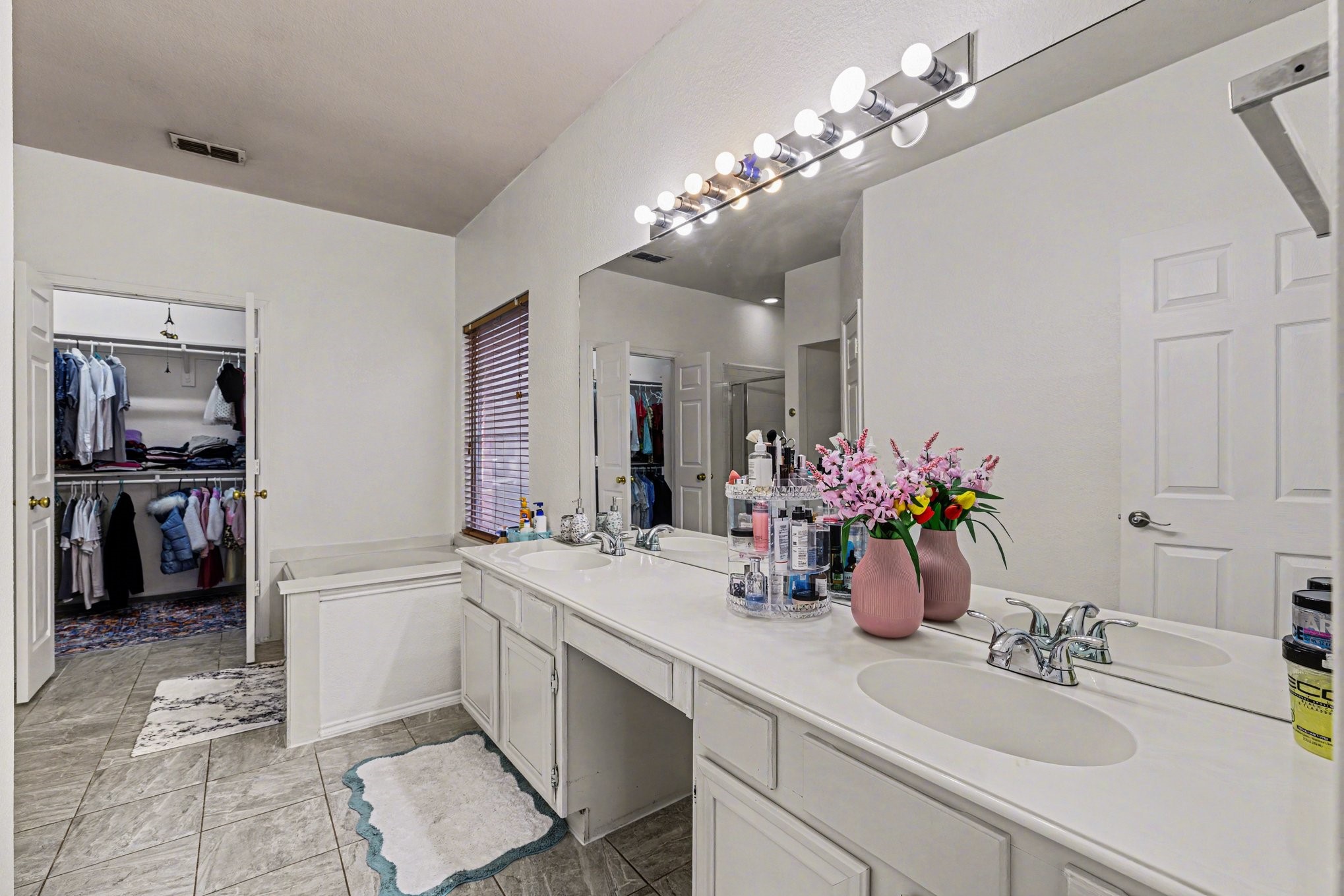 4616 Parkmount Drive Fort Worth TX 76137