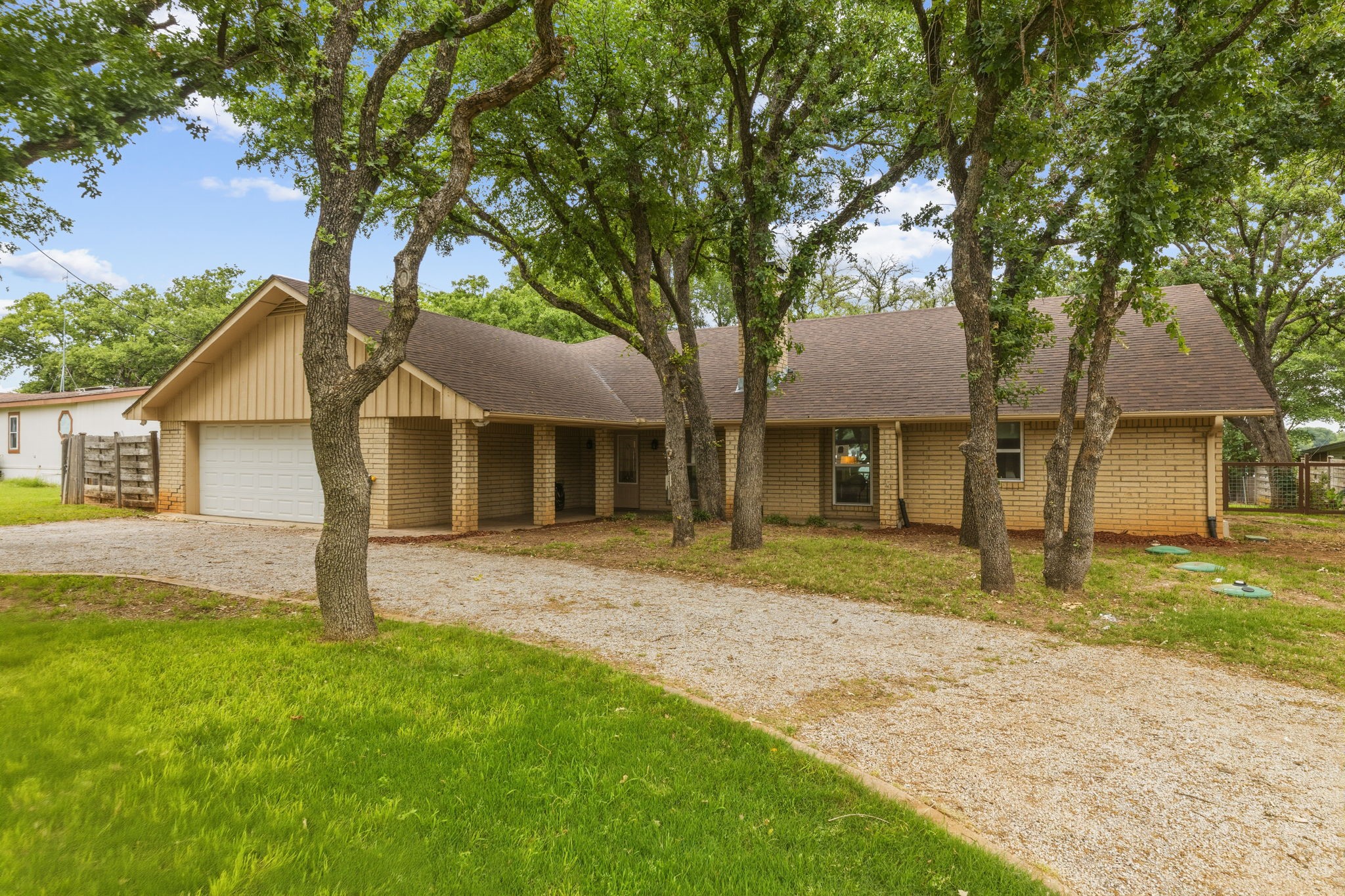 801 County Road 529 Eastland TX 76448
