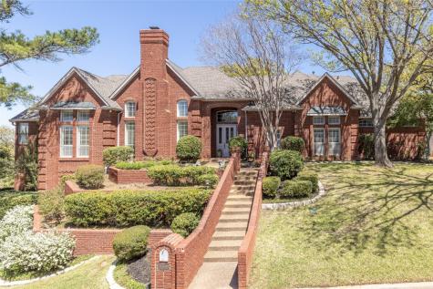 1907 Rockcliff Court Arlington TX 76012