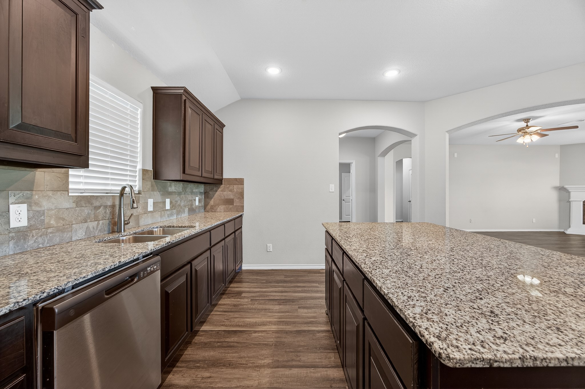 3905 Chippewa Court Granbury TX 76048