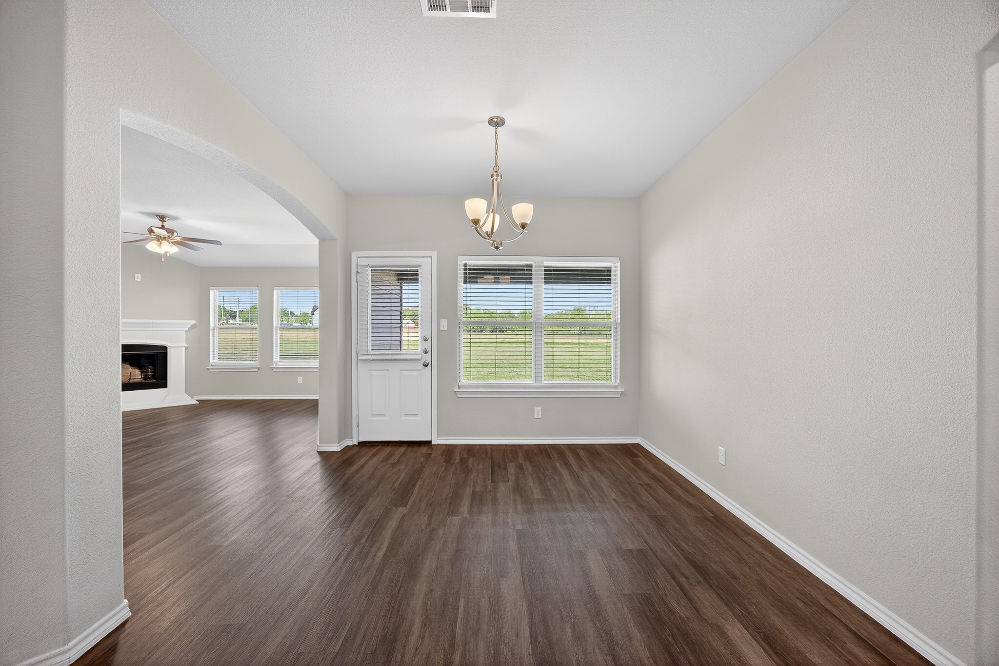 3905 Chippewa Court Granbury TX 76048