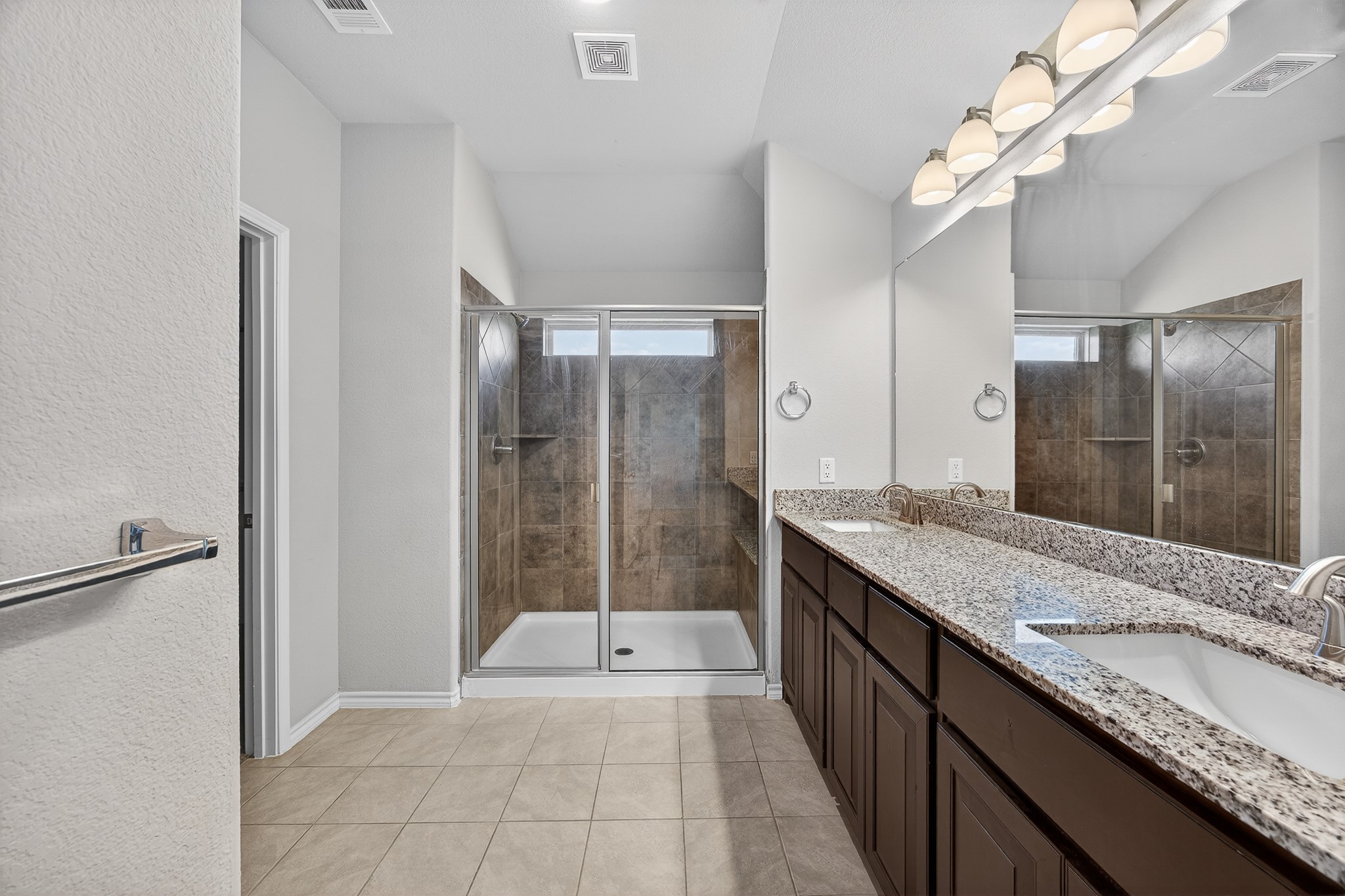 3905 Chippewa Court Granbury TX 76048