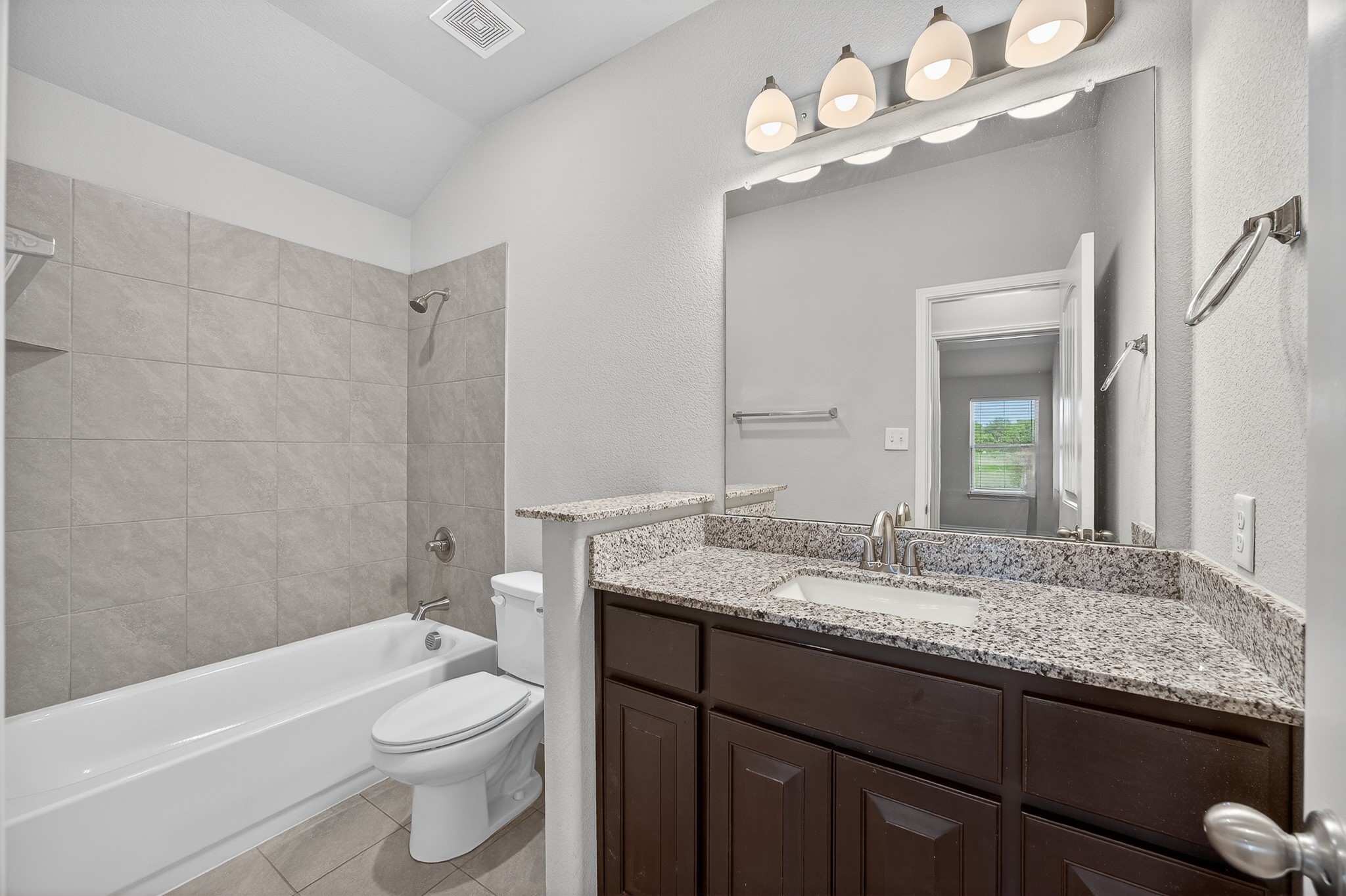 3905 Chippewa Court Granbury TX 76048
