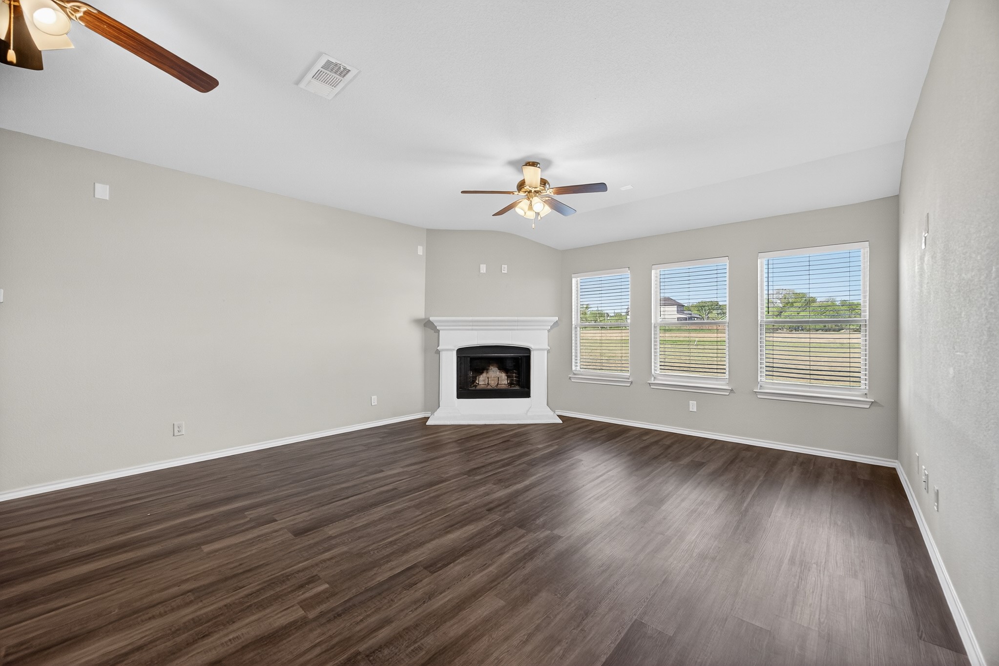 3905 Chippewa Court Granbury TX 76048
