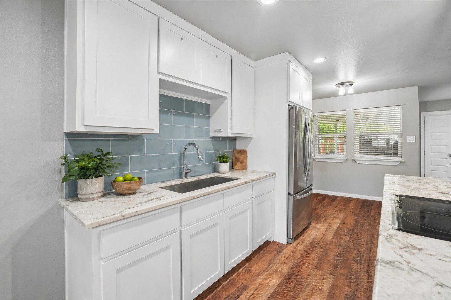 10011 Mill Valley Lane Dallas TX 75217