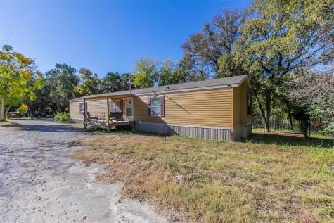 137 Lakeshore Trail Whitney TX 76692