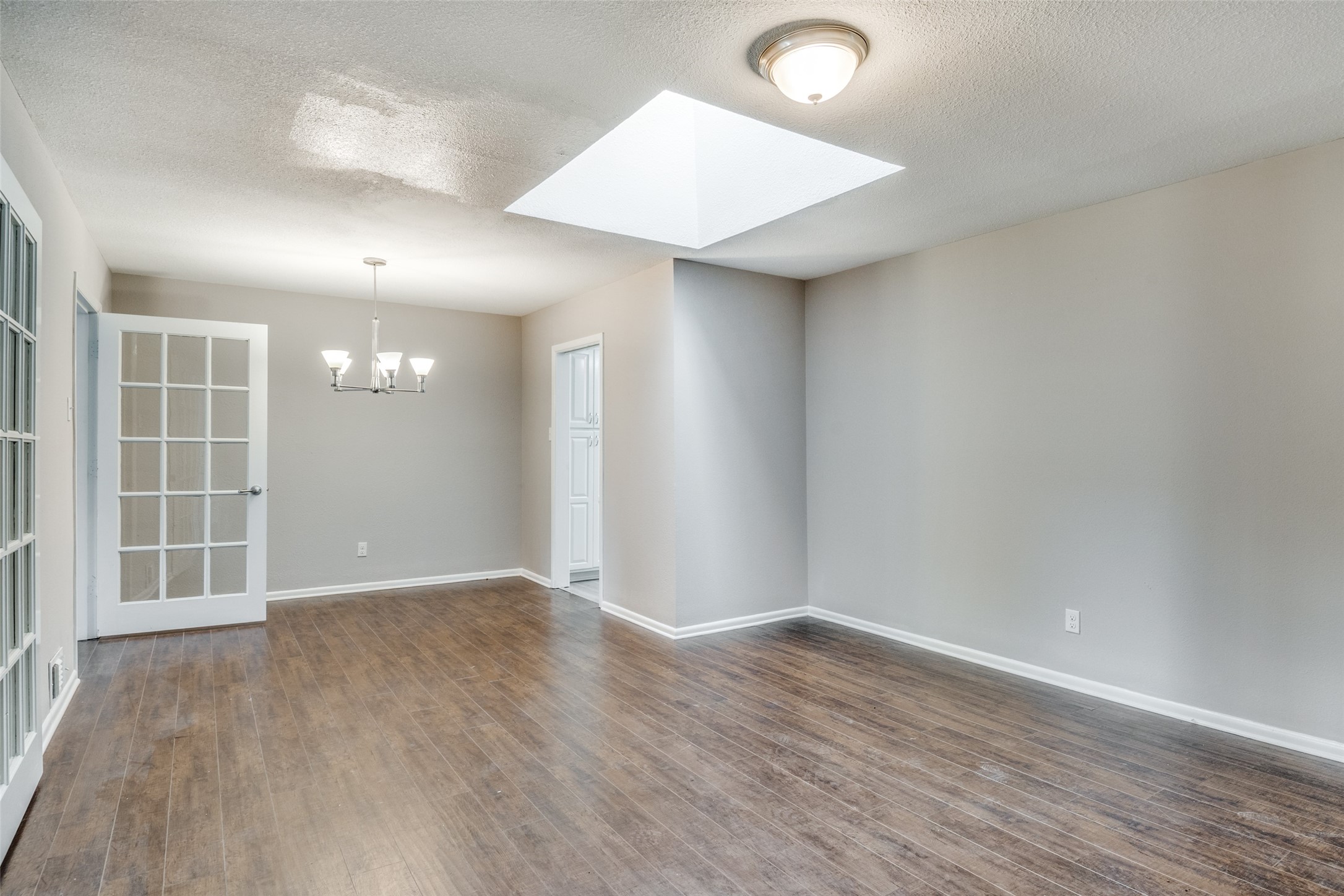1325 Patricia Lane Garland TX 75042