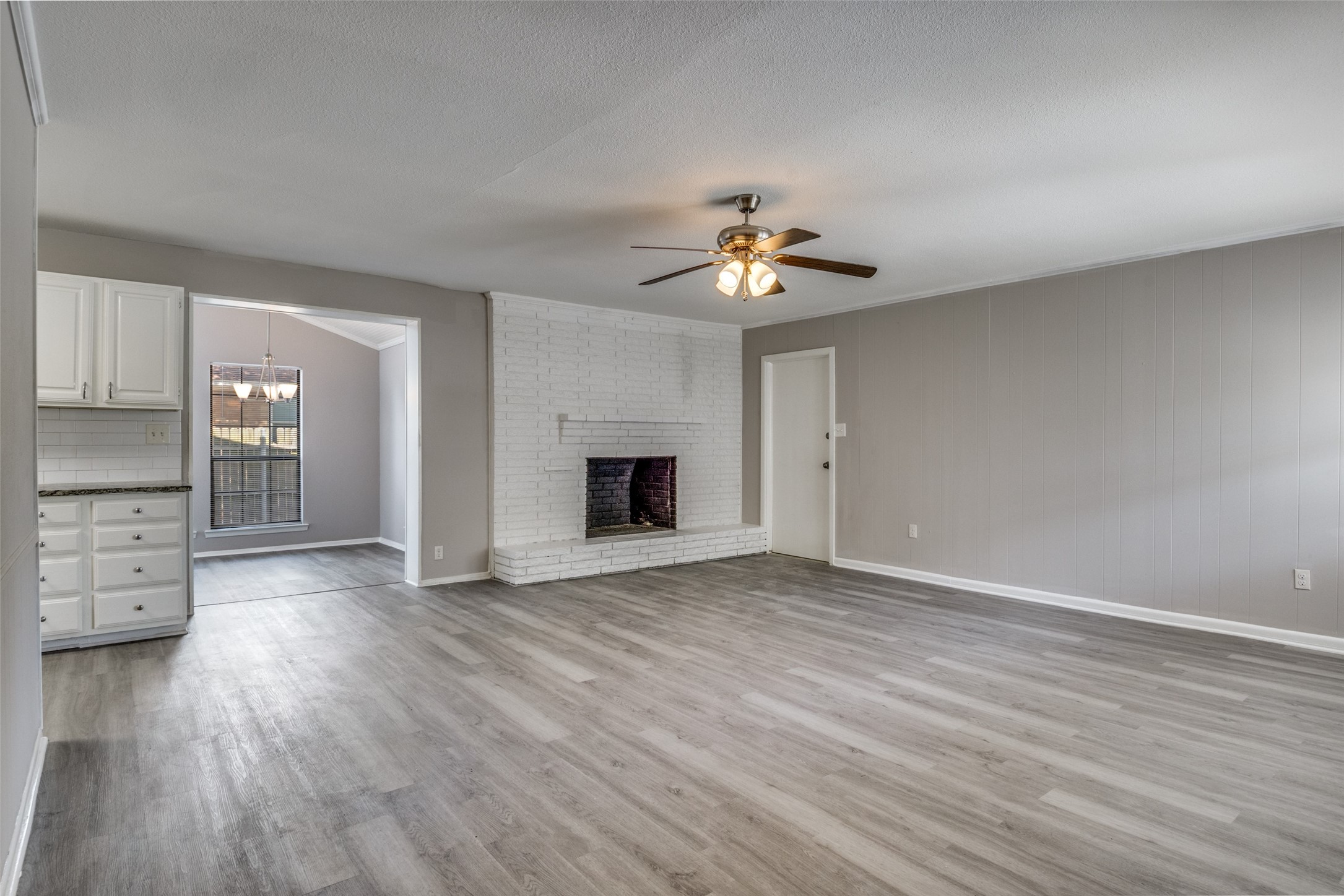 1325 Patricia Lane Garland TX 75042