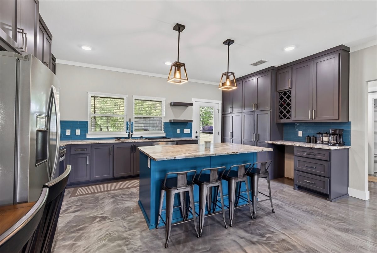 9968 County Road 1200 Athens TX 75751