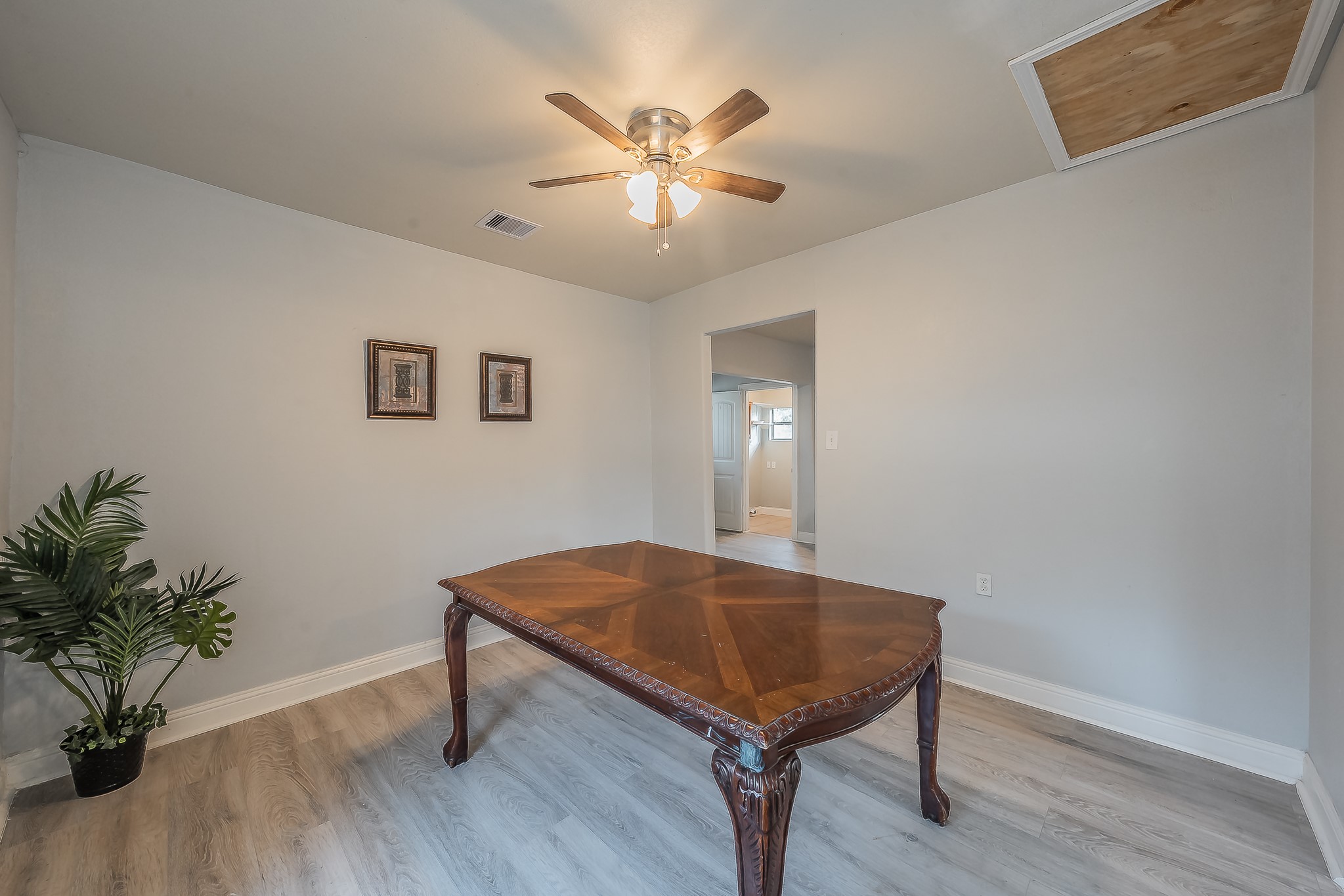2141 S Jennings Avenue Fort Worth TX 76110