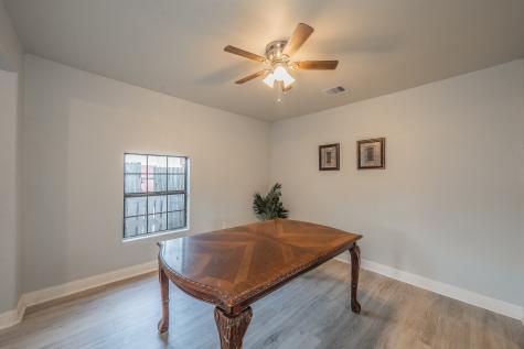 2141 S Jennings Avenue Fort Worth TX 76110