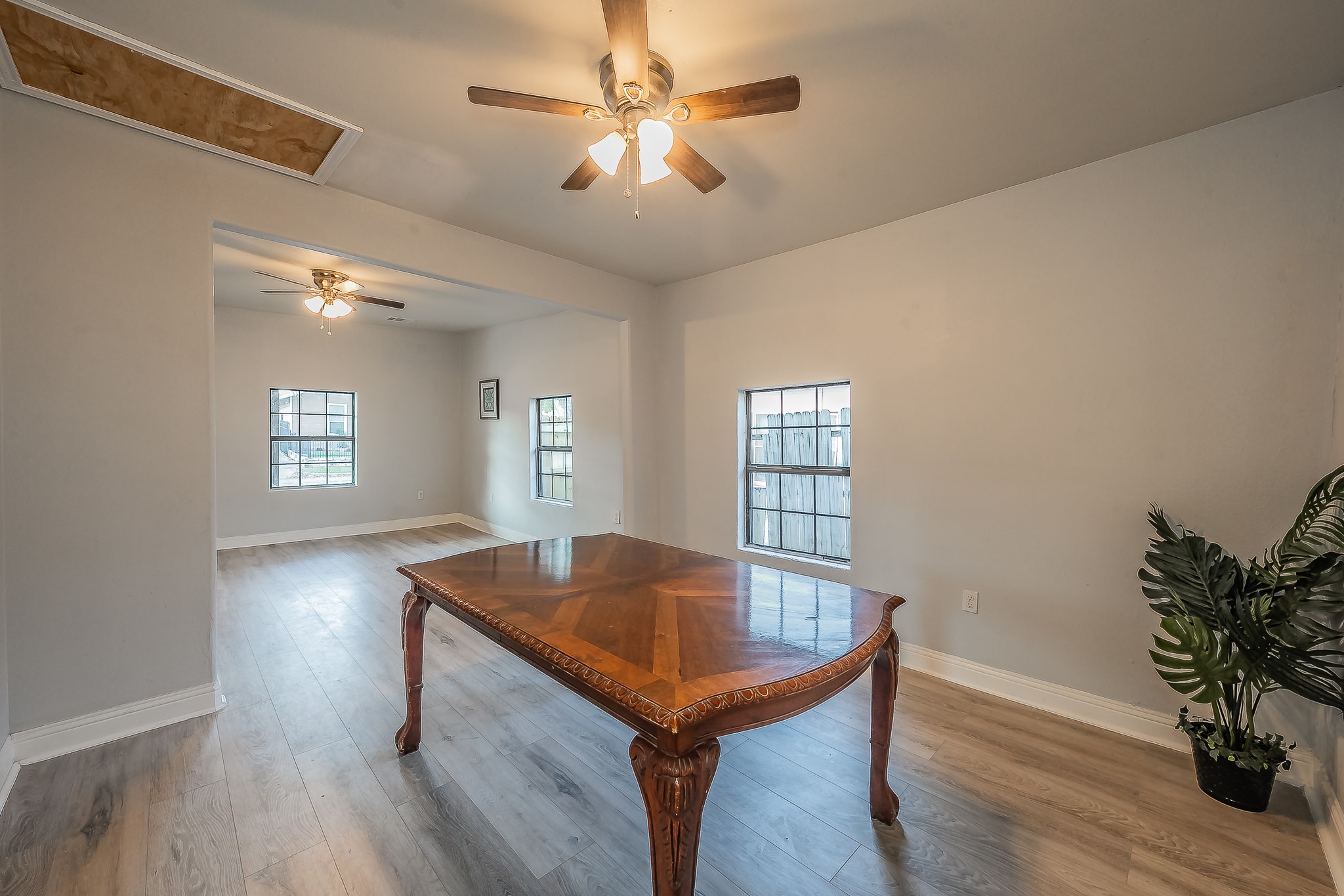 2141 S Jennings Avenue Fort Worth TX 76110