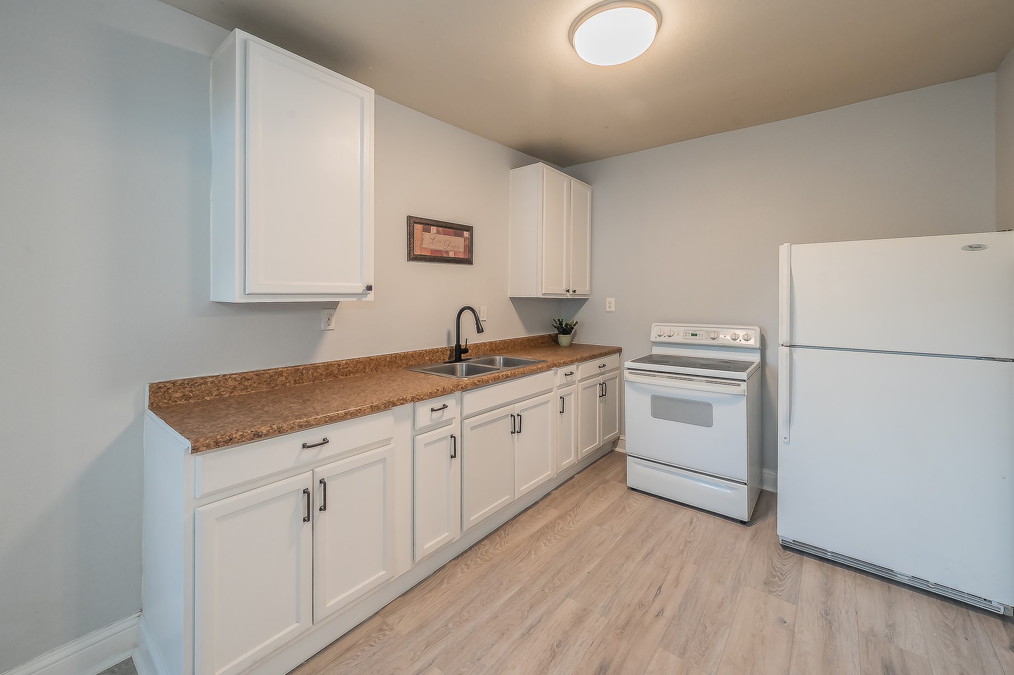 2141 S Jennings Avenue Fort Worth TX 76110