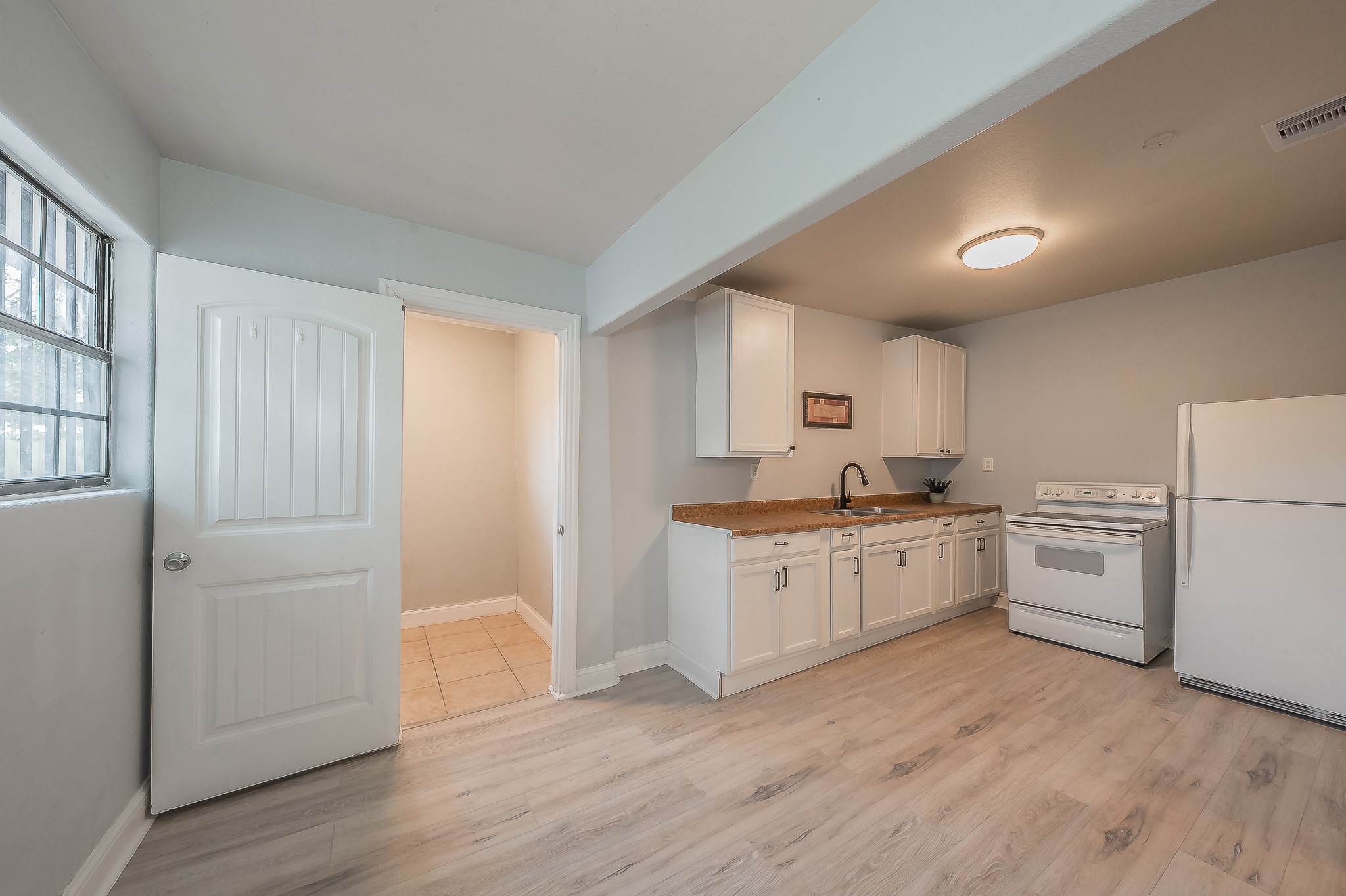 2141 S Jennings Avenue Fort Worth TX 76110