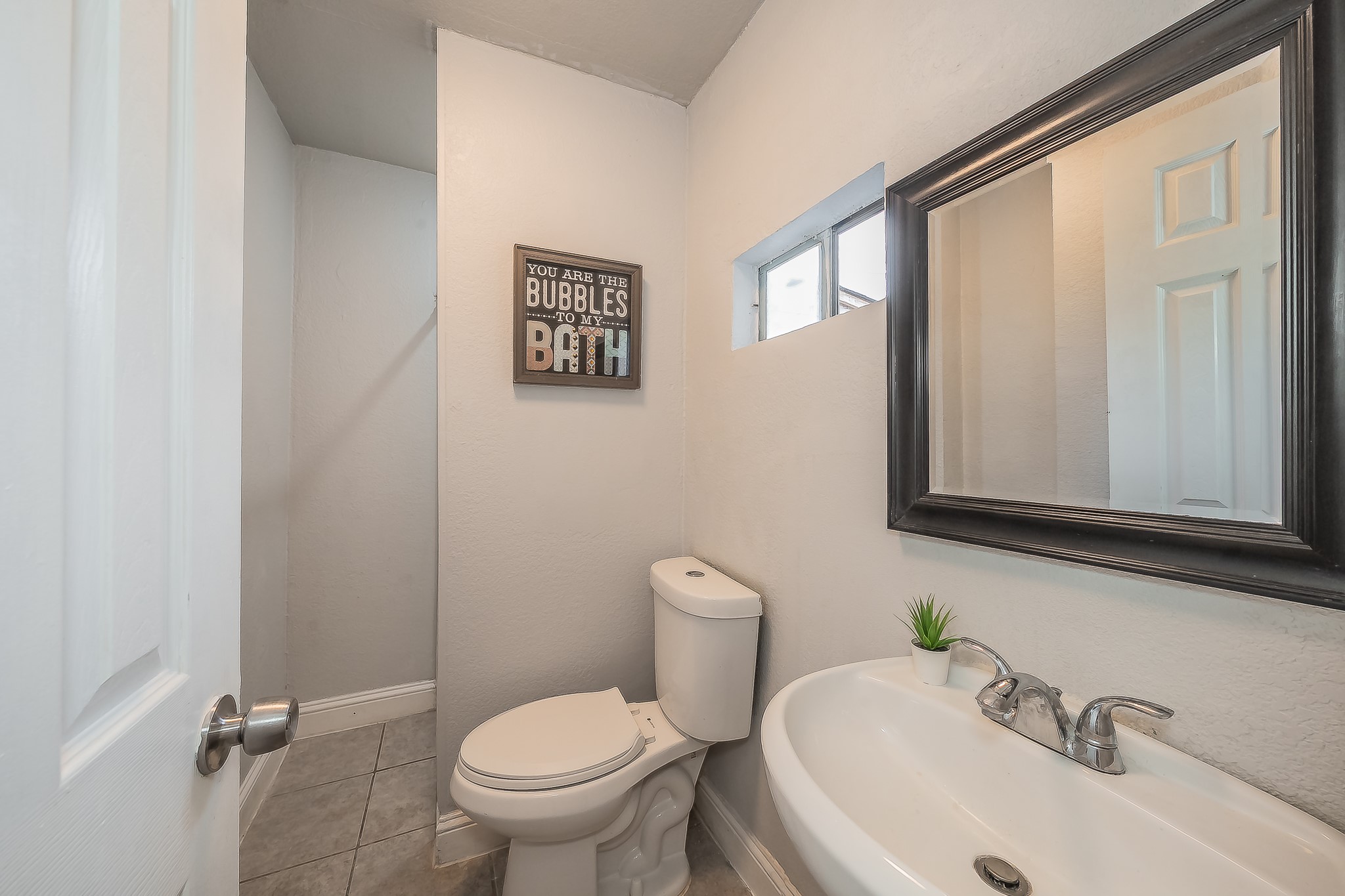 2141 S Jennings Avenue Fort Worth TX 76110