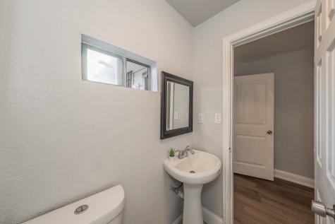 2141 S Jennings Avenue Fort Worth TX 76110