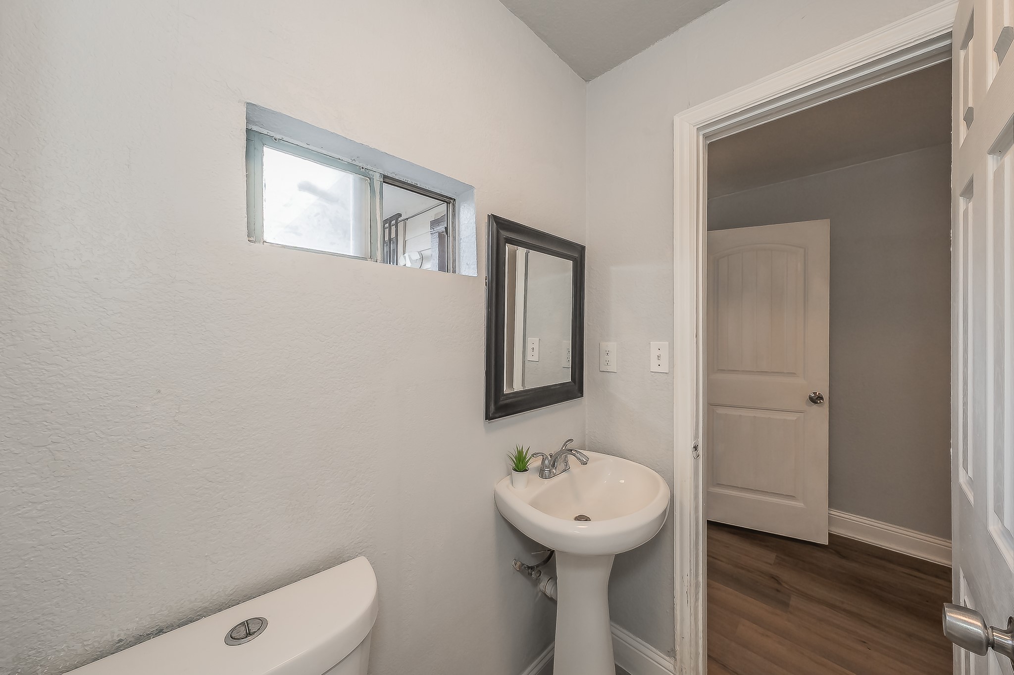 2141 S Jennings Avenue Fort Worth TX 76110