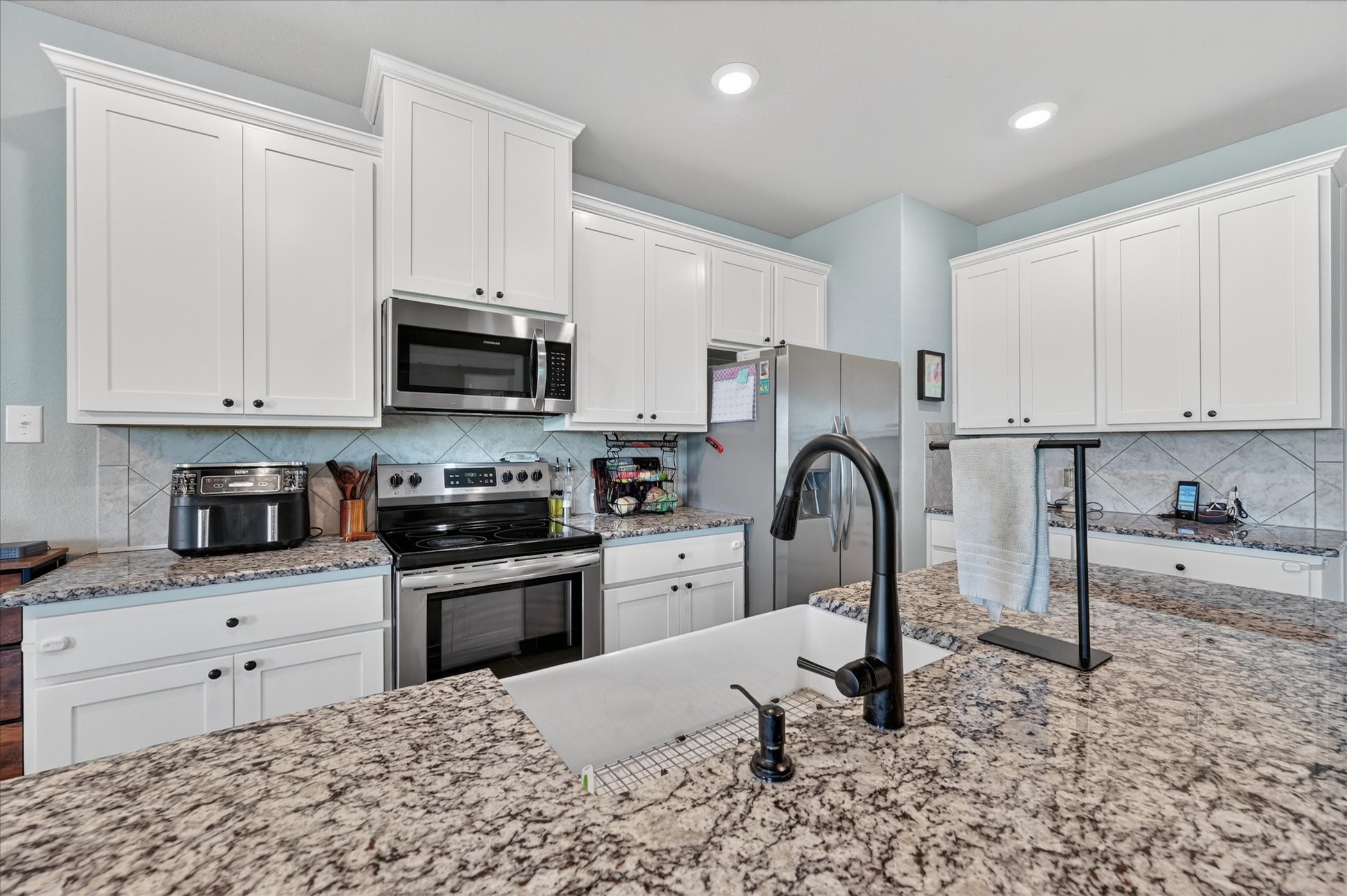 5130 Hillside Loop N Justin TX 76247