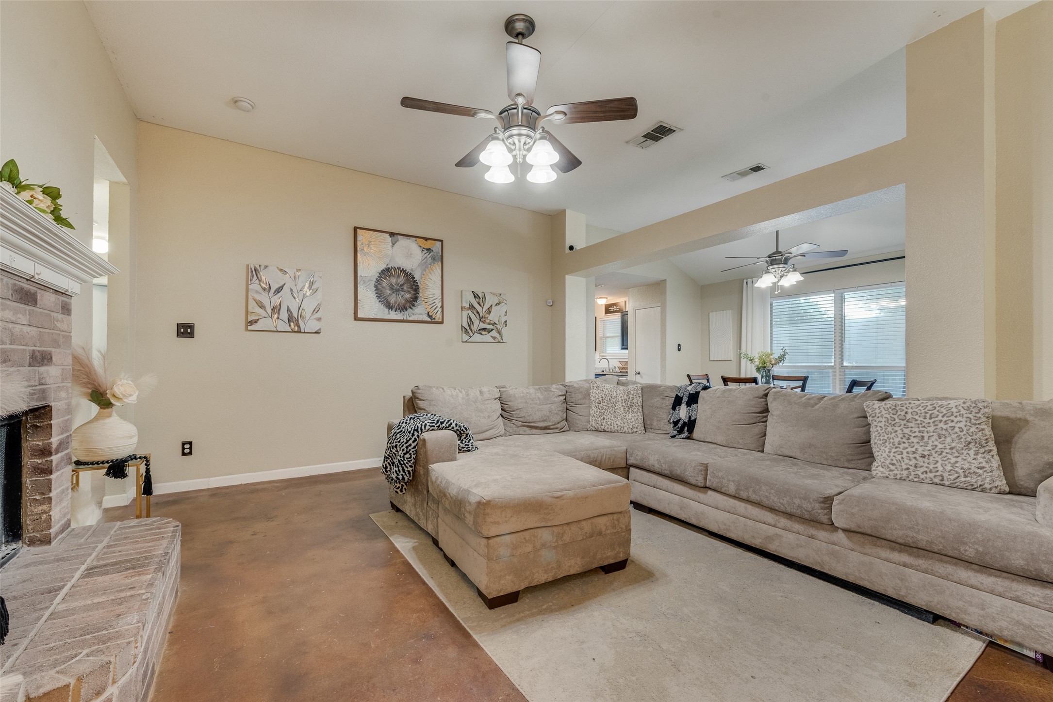 103 Comfort Court Waxahachie TX 75165