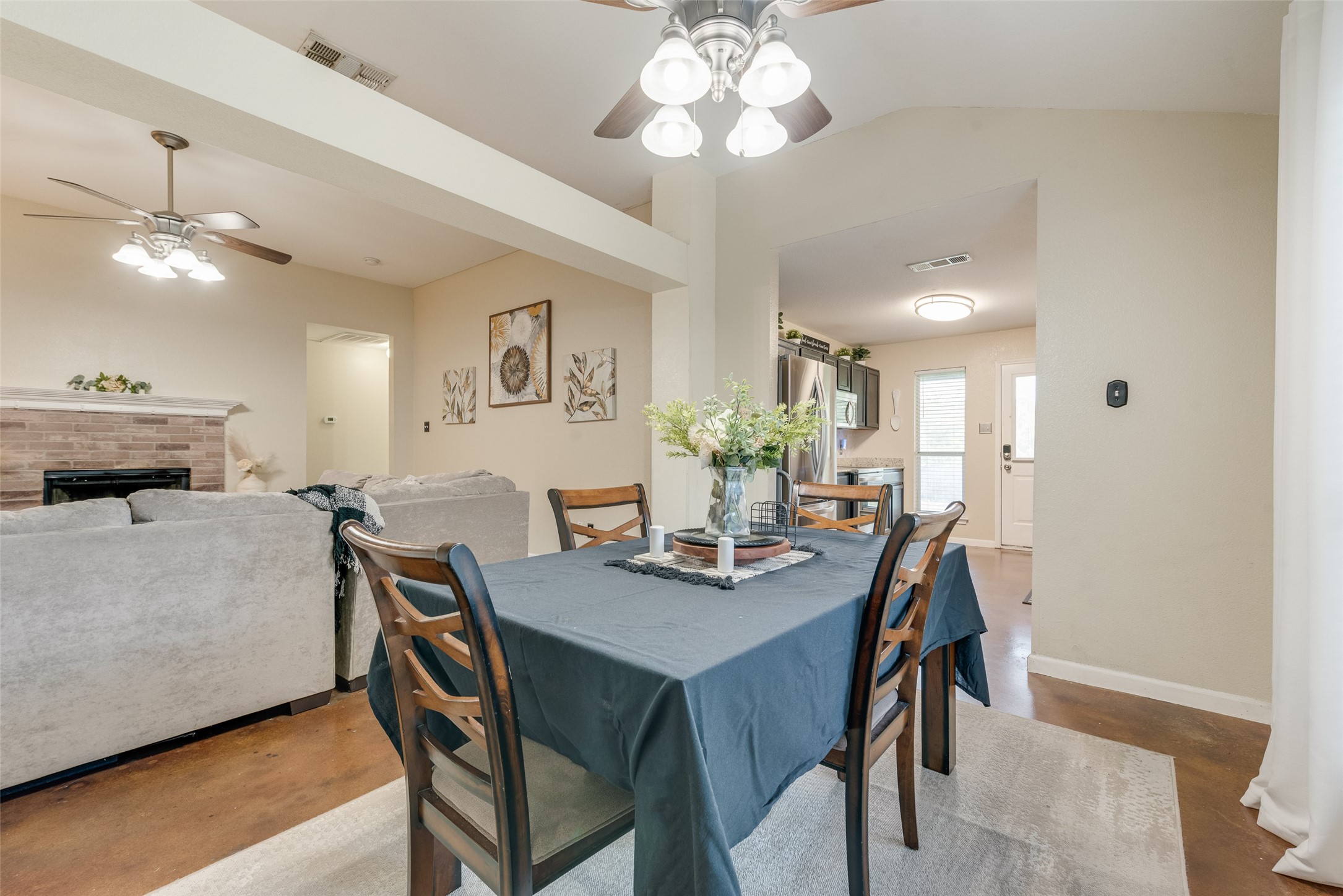 103 Comfort Court Waxahachie TX 75165