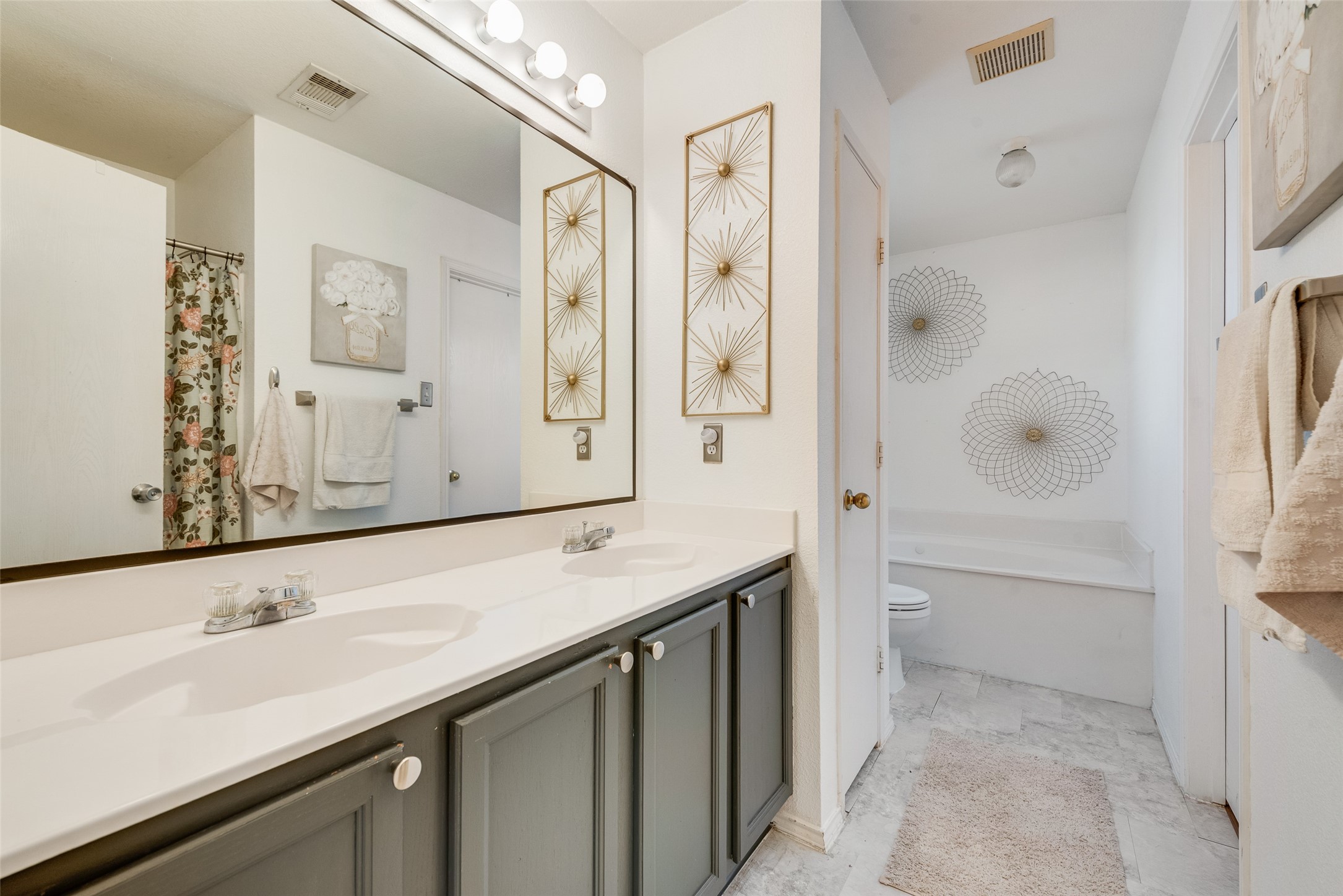 103 Comfort Court Waxahachie TX 75165