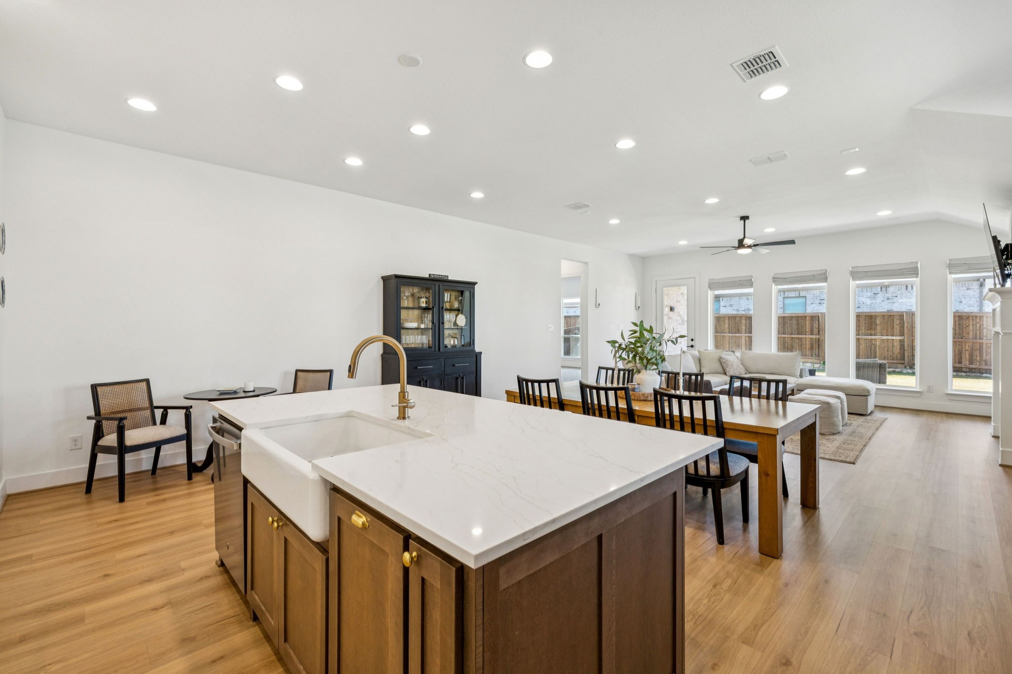2100 Pleasant Run Lane Fort Worth TX 76008