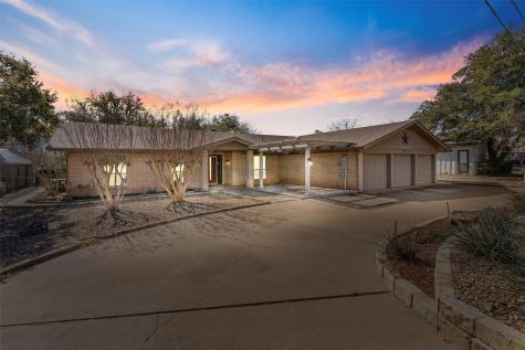 5703 Choctaw Drive Granbury TX 76049
