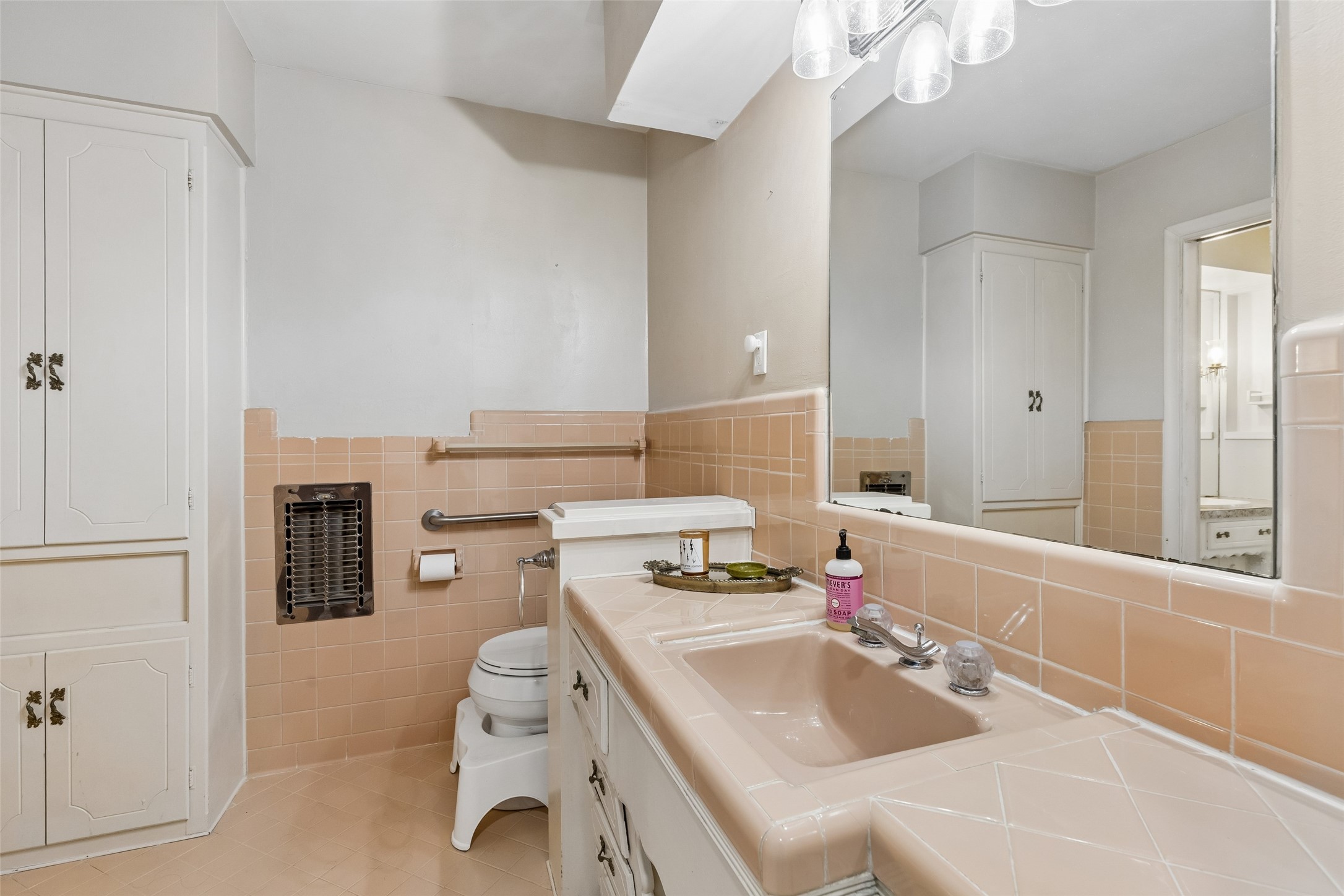 2133 Ebbtide Lane Dallas TX 75224