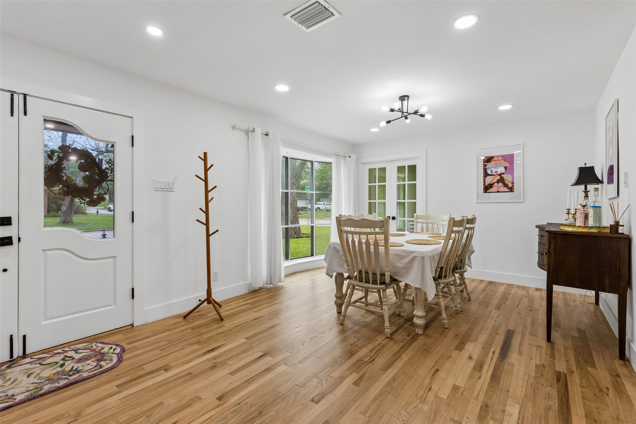 2133 Ebbtide Lane Dallas TX 75224