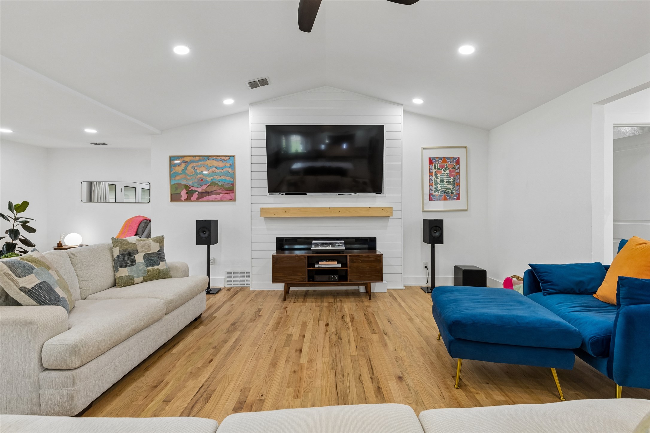 2133 Ebbtide Lane Dallas TX 75224