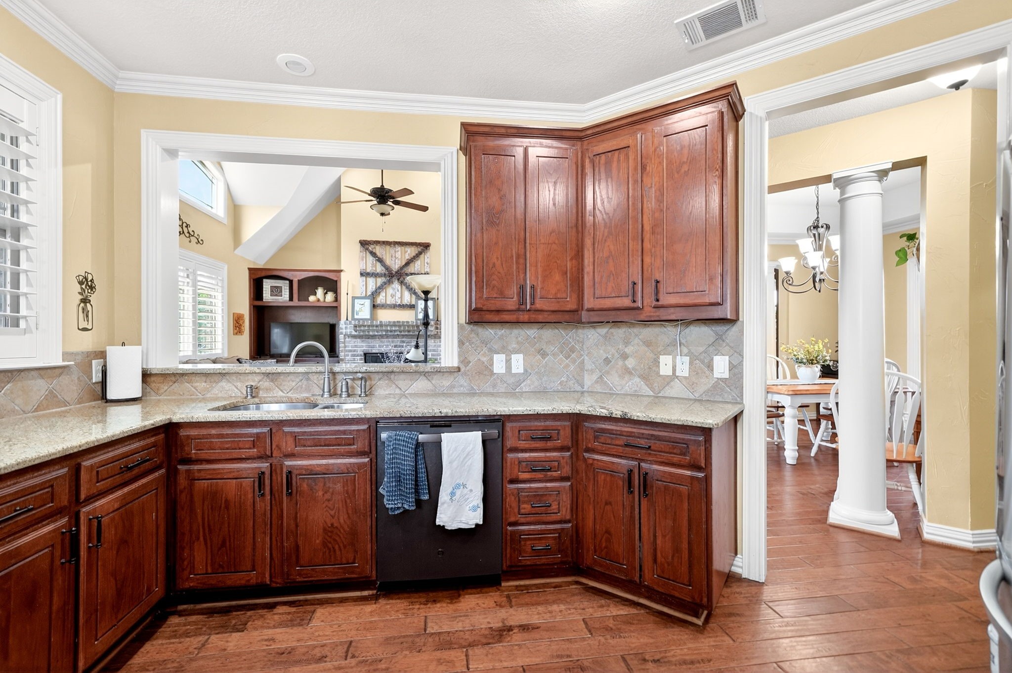 1399 Canyon Lake Road Wills Point TX 75169